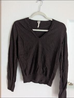 Hermès Paris 100% Cashmere V-Neck jumper - Brown - Small - GUC